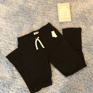 NWT Old Navy sweatpants in regular fit.